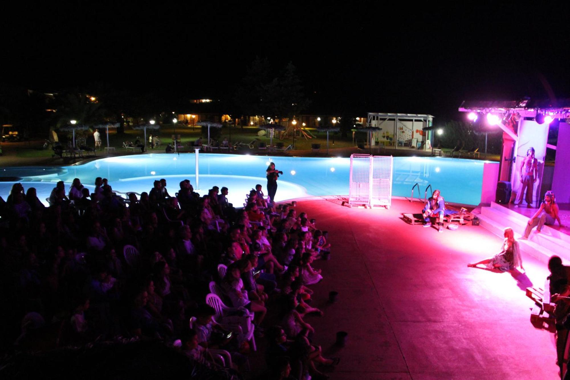 Rey Beach Club Monte Nai Esterno foto